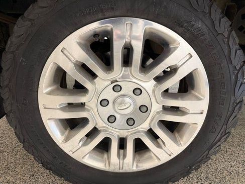 Used 2013 Ford F150 Platinum image 27