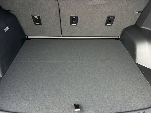 New 2026 GMC Terrain Elevation FWD image 13
