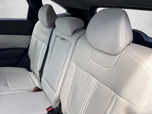 New 2026 Hyundai Tucson SEL image 17