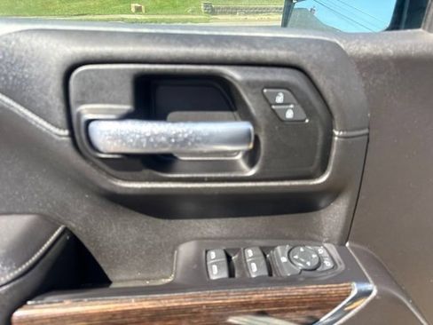 Used 2021 GMC Sierra 1500 SLE AWD/4WD image 16