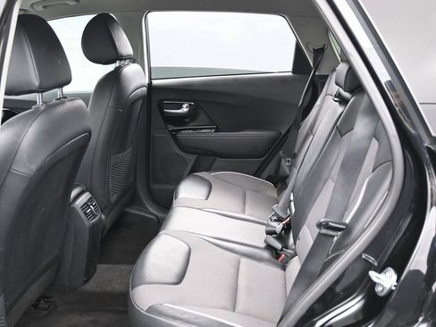 Used 2022 Kia Niro EX w/ Cold Weather Package image 30