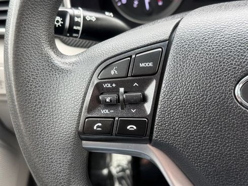 Used 2021 Hyundai Tucson Value FWD image 28
