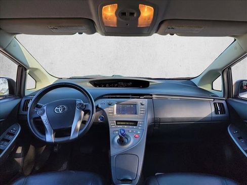 Used 2015 Toyota Prius Persona Series FWD image 14