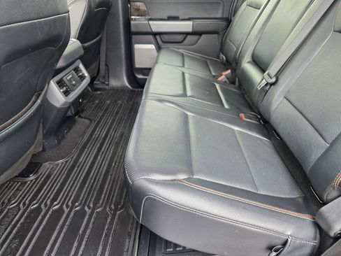 Used 2024 Ford F350 Lariat w/ Lariat Ultimate Package image 29