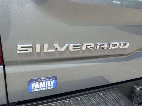 Used 2024 Chevrolet Silverado 1500 LT AWD/4WD image 23