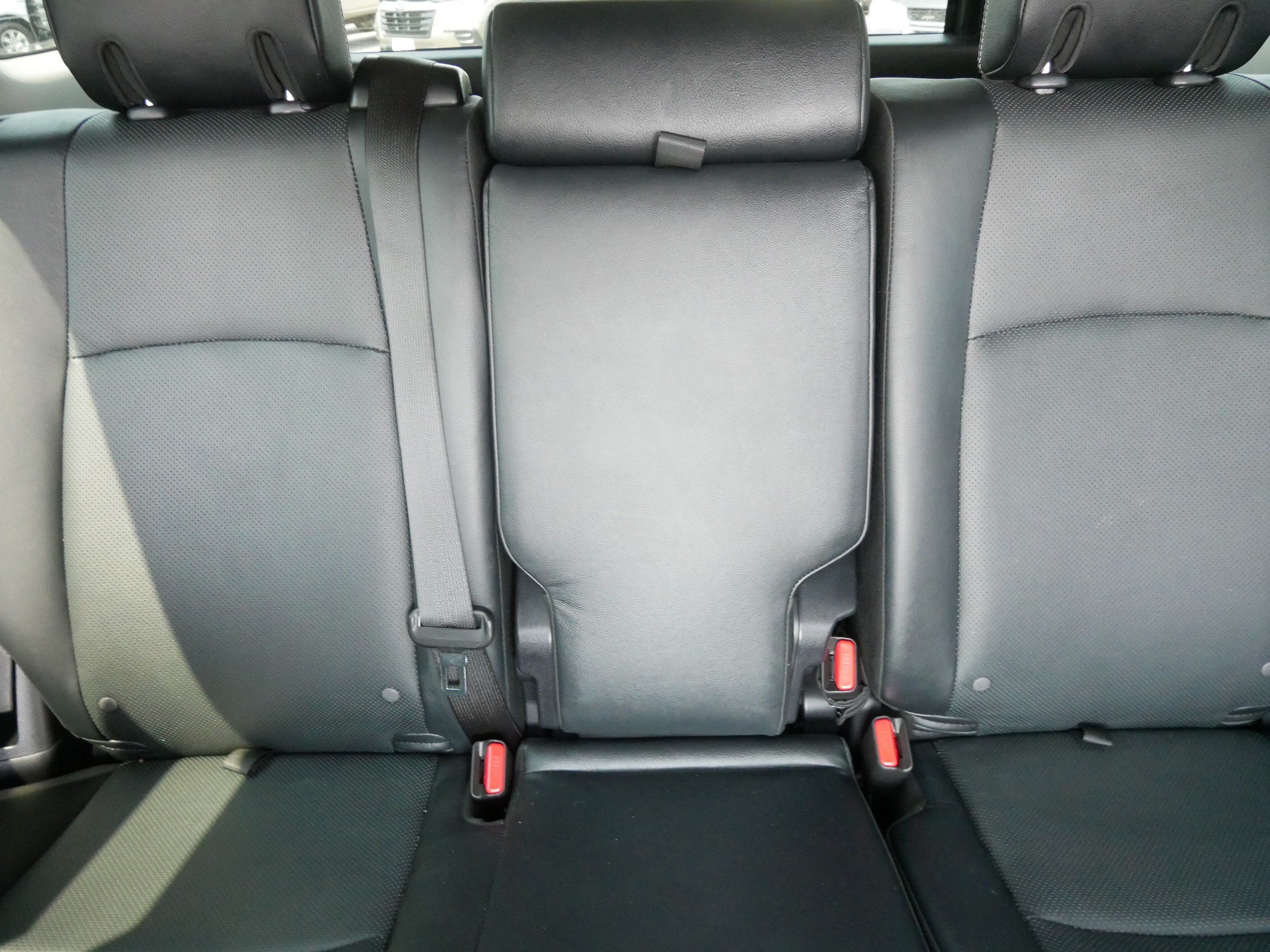 Used 2022 Toyota 4Runner Limited AWD/4WD image 13