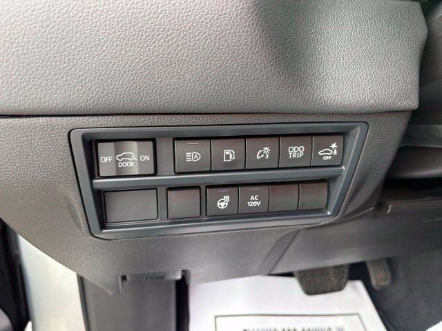 Used 2025 Toyota Sequoia Limited w/ Tow Technology Package AWD/4WD image 25