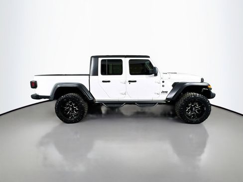 Used 2020 Jeep Gladiator Sport w/ Quick Order Package 24S image 6