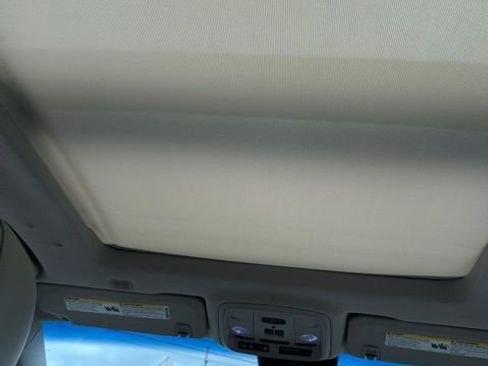 Used 2013 Cadillac XTS Luxury w/ Driver Awareness Package image 21