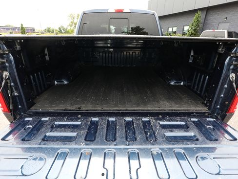 Used 2017 Ford F150 XLT w/ Equipment Group 302A Luxury AWD/4WD image 7