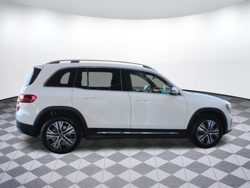 New 2026 Mercedes-Benz GLB 250 image 8