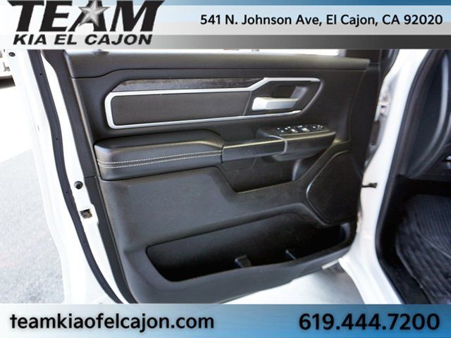 Used 2023 RAM 1500 4x4 Crew Cab image 27