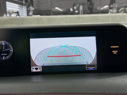 Used 2019 Lexus UX 250h F Sport w/ F Sport Premium Package image 21