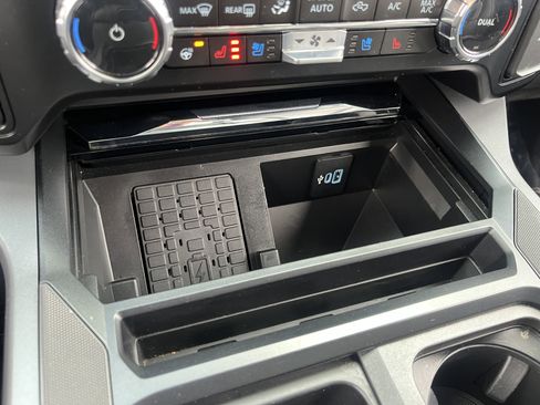 Used 2026 Ford F250 Lariat AWD/4WD image 31