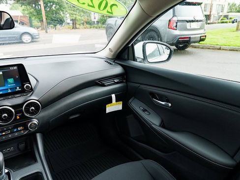 New 2025 Nissan Sentra SV w/ All-Weather Package image 9