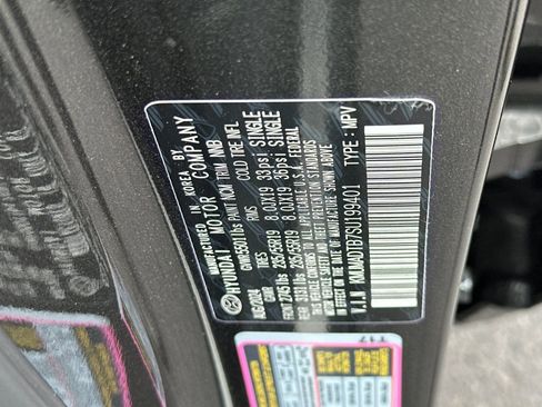Used 2025 Genesis GV70 2.5T AWD/4WD image 38