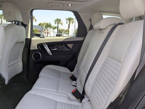 Used 2022 Land Rover Discovery Sport S image 15