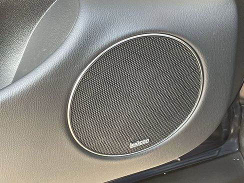 Used 2022 Genesis GV70 2.5T w/ Select Package image 24