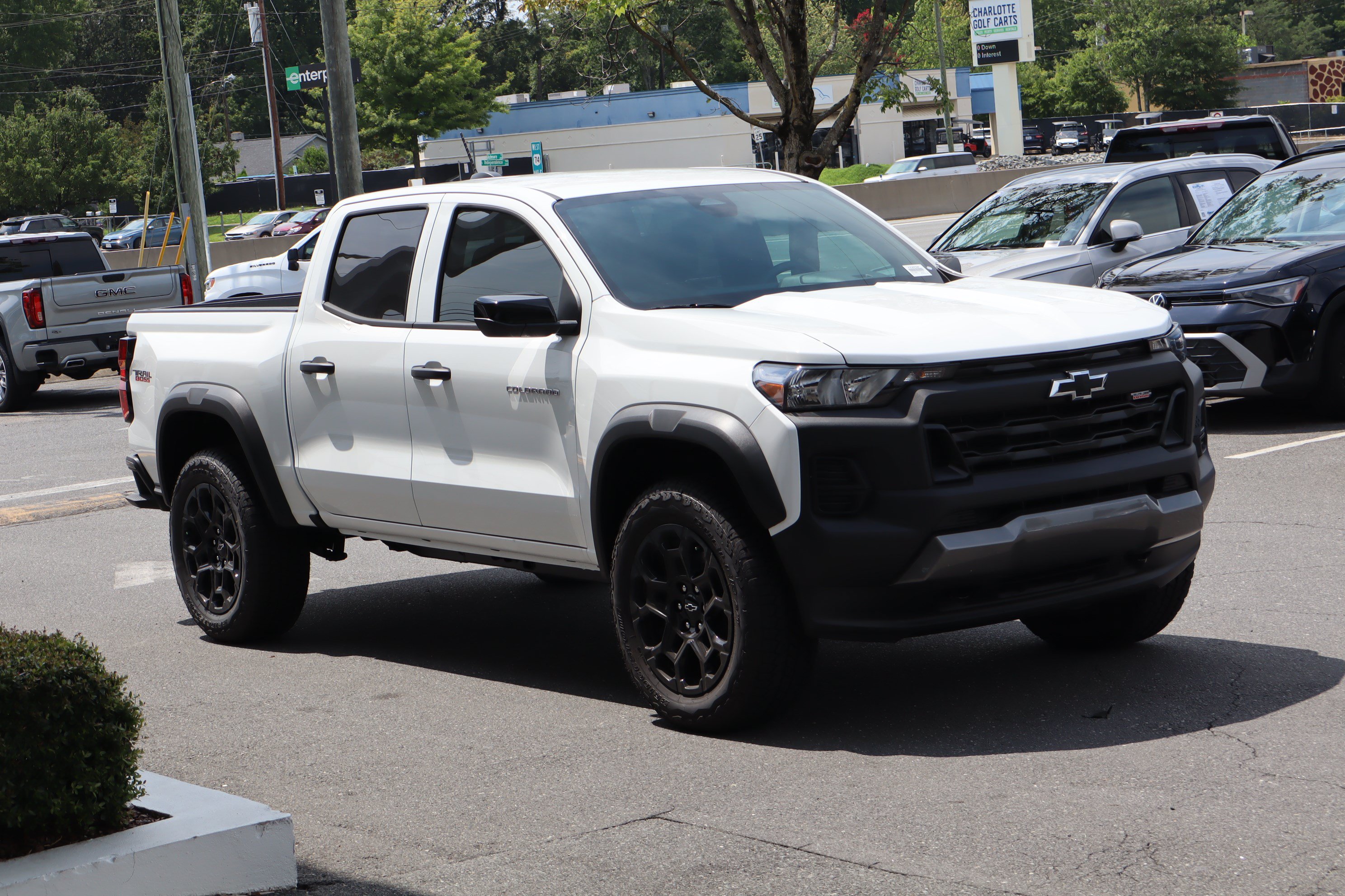 New 2026 Chevrolet Colorado Trail Boss AWD/4WD image 2