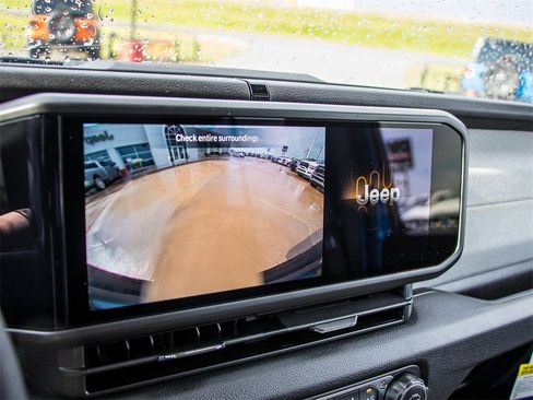 New 2025 Jeep Wrangler Sport S image 34