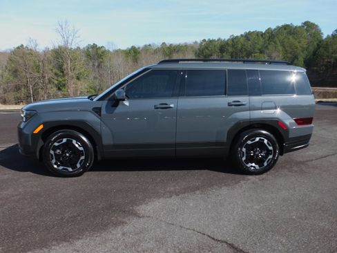 Used 2025 Hyundai Santa Fe SEL image 6