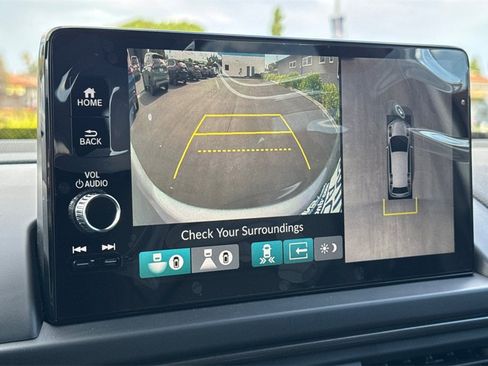 New 2025 Honda Pilot TrailSport image 16