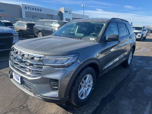 New 2026 Ford Explorer Active image 14