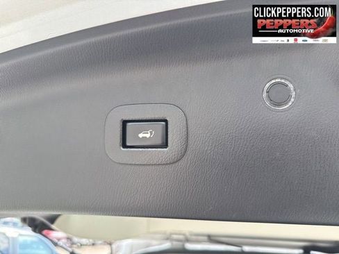 Used 2020 Nissan Armada SL AWD/4WD image 18