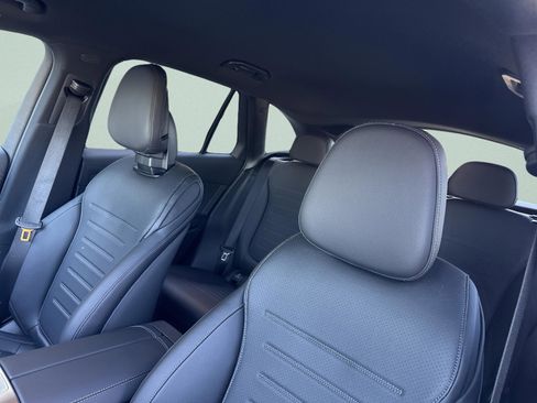 New 2026 Mercedes-Benz GLC 300 image 22