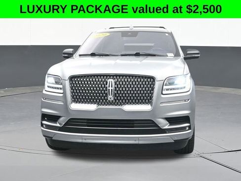 Used 2020 Lincoln Navigator Reserve w/ Luxury Package AWD/4WD image 2