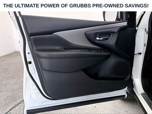 Used 2023 Nissan Murano SV w/ SV Midnight Edition Package FWD image 21