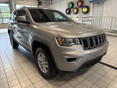 Used 2018 Jeep Grand Cherokee Laredo