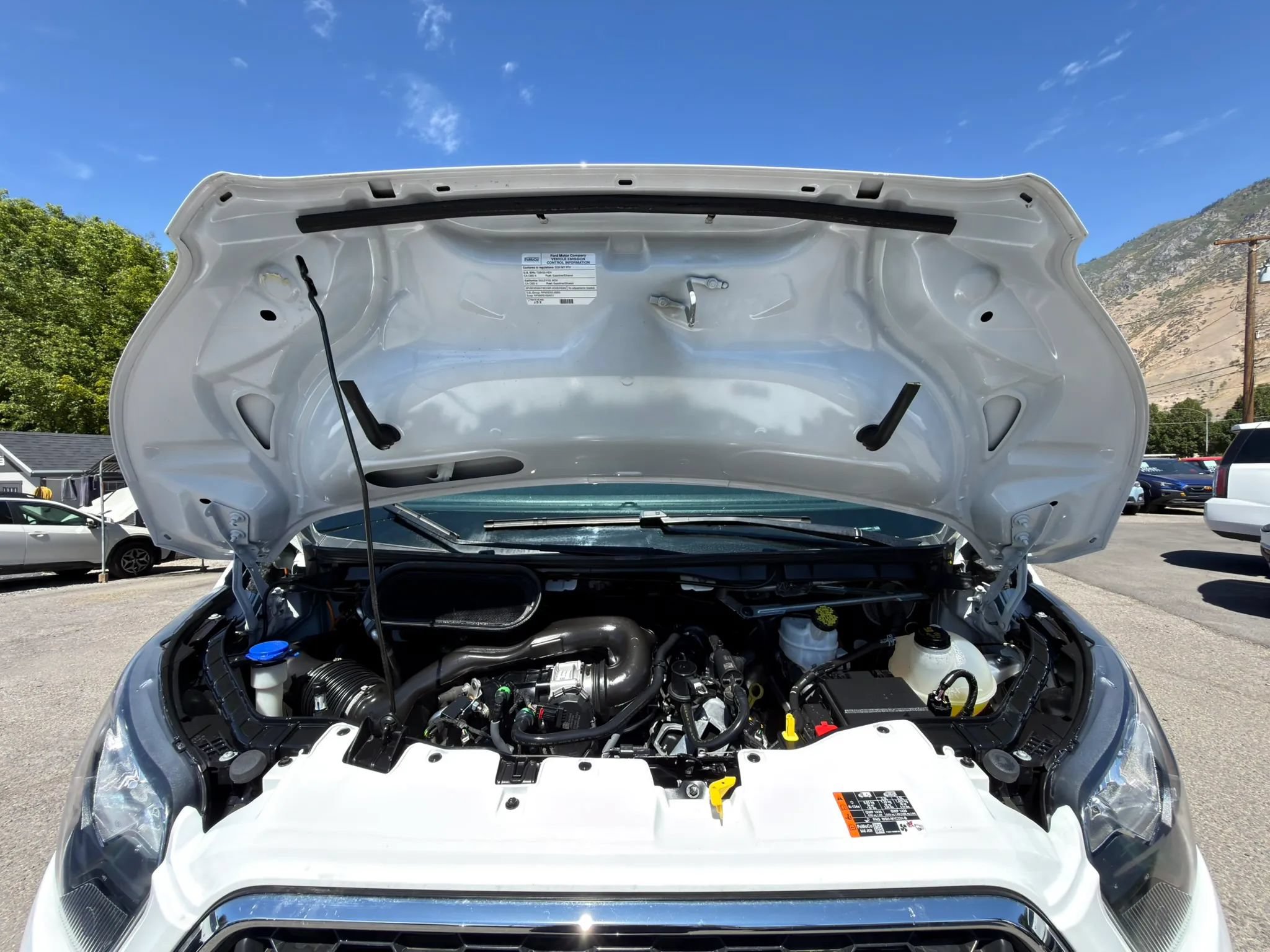 Used 2024 Ford Transit 250 Low Roof w/ Exterior Upgrade Package RWD image 4