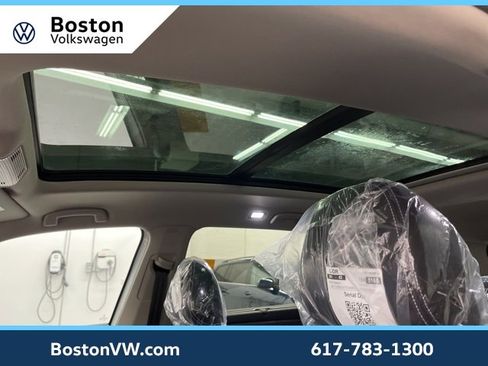 New 2026 Volkswagen Atlas SEL image 28