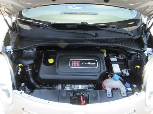 Used 2014 FIAT 500L Easy image 29