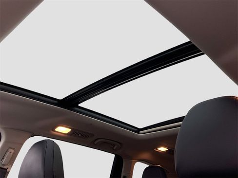 Used 2024 Subaru Ascent Limited w/ Technology Package image 23