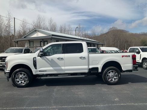 New 2026 Ford F250 Lariat w/ Chrome Package image 8