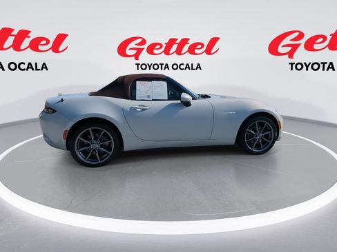 Used 2018 MAZDA MX-5 Miata Grand Touring image 9