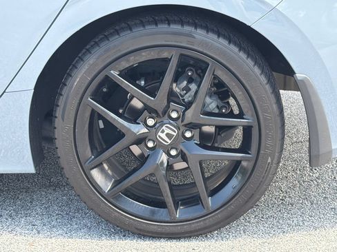 Used 2023 Honda Civic Sport image 19
