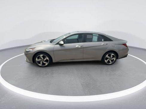 Certified 2023 Hyundai Elantra SEL w/ Convenience Package FWD image 5