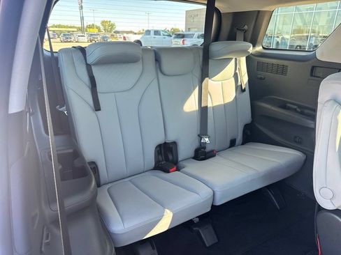 Used 2025 Hyundai Palisade SEL AWD/4WD image 28