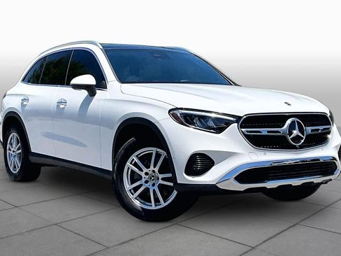Used 2023 Mercedes-Benz GLC 300 4MATIC image 2