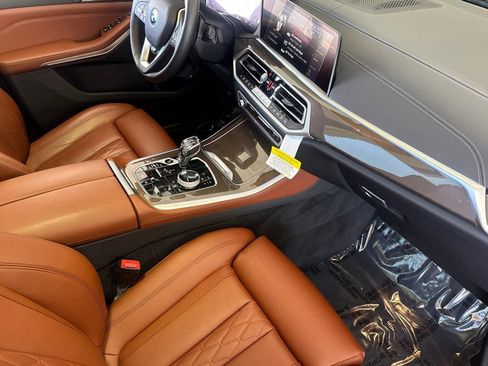 Certified 2023 BMW X5 xDrive45e w/ Executive Package AWD/4WD image 32