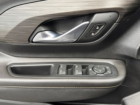 Used 2020 GMC Terrain SLT image 10