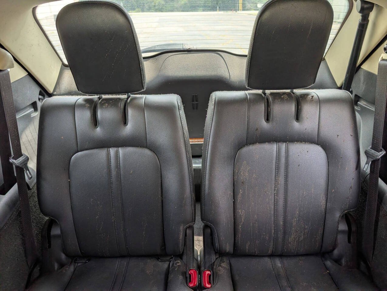 Used 2019 Lincoln MKT AWD image 37