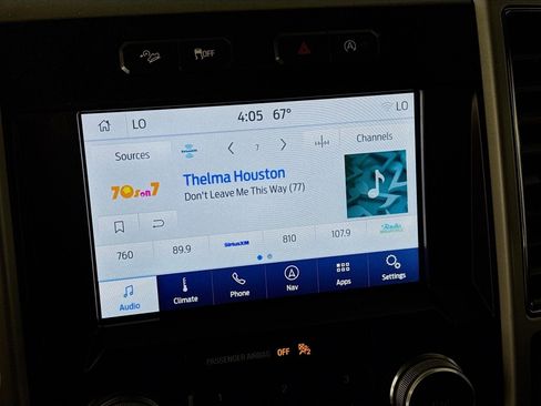 Used 2019 Ford F150 Lariat w/ Equipment Group 502A Luxury image 14