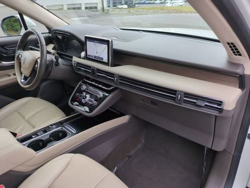 Used 2021 Lincoln Corsair Reserve w/ Equipment Group 201A AWD/4WD image 36