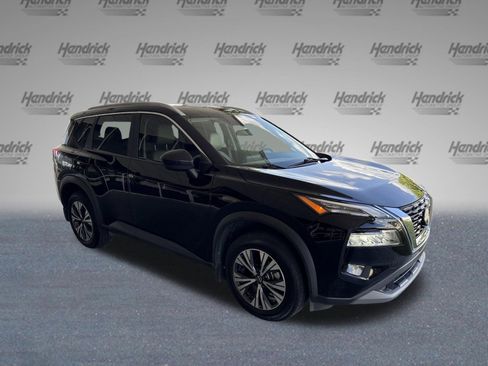 Used 2023 Nissan Rogue SV w/ SV Premium B Package FWD image 2
