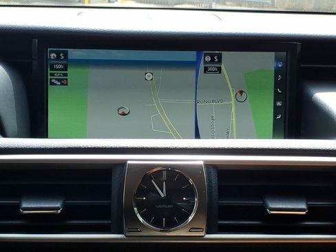 Used 2018 Lexus IS 300 AWD w/ Comfort Package image 11