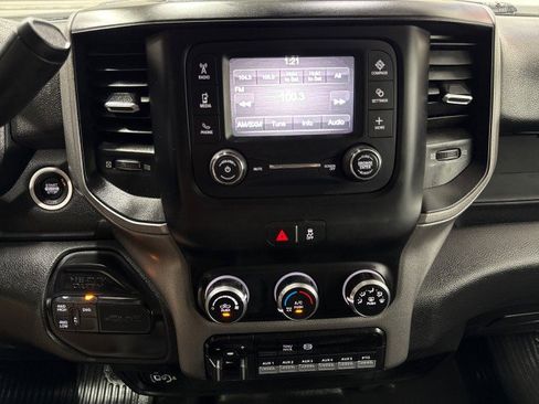 Used 2020 RAM 5500 Tradesman w/ Chrome Appearance Group image 18